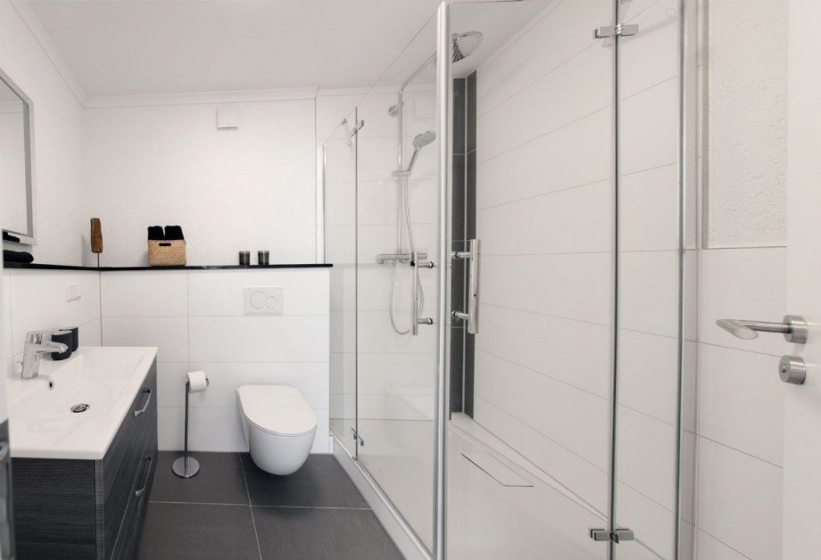 Bad Ensuite/Schlafzimmer Etagenwohnung D�sseldorf