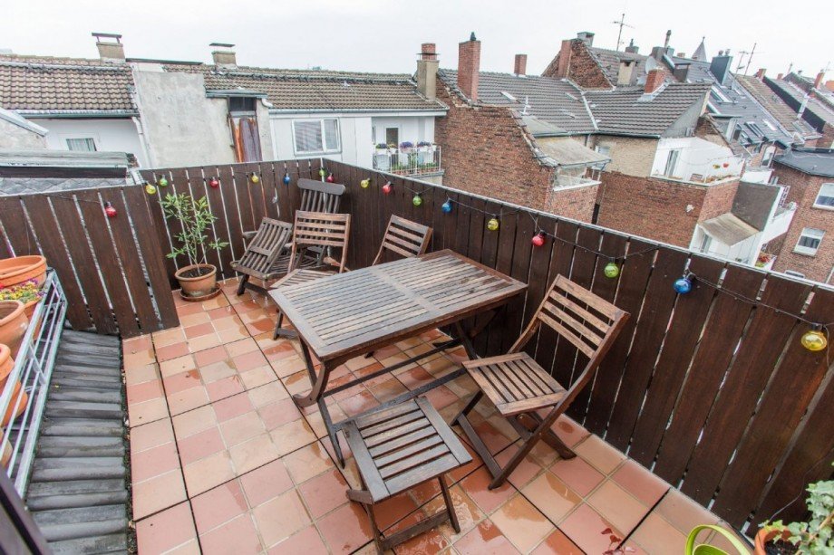 Balkon �ber den D�chern Dachgeschosswohnung D�sseldorf