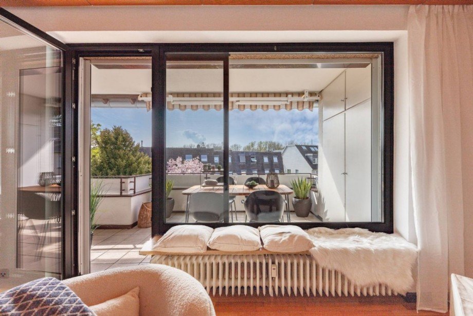 Blick Balkon Etagenwohnung Düsseldorf
