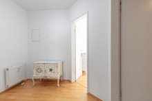Eingangsdiele VERKAUFT: Schicke, modernisierte 2-Zimmer Wohnung im Denkmal, zentral und in Hochschuln�he