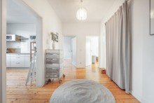 Eingangsdiele VERKAUFT: Hell, ruhig, zentral: Ihr neues Zuhause im Lorettoviertel (2 Zimmer, 72 m2, Balkon)