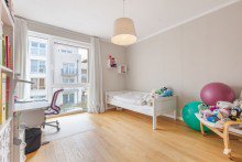 Zimmer 1. OG VERKAUFT: DHH perfekt f�r Familien: Neubau, 165 m2, 5 Zi., 10 min zur Stadt und 10 min zum Unterbacher See
