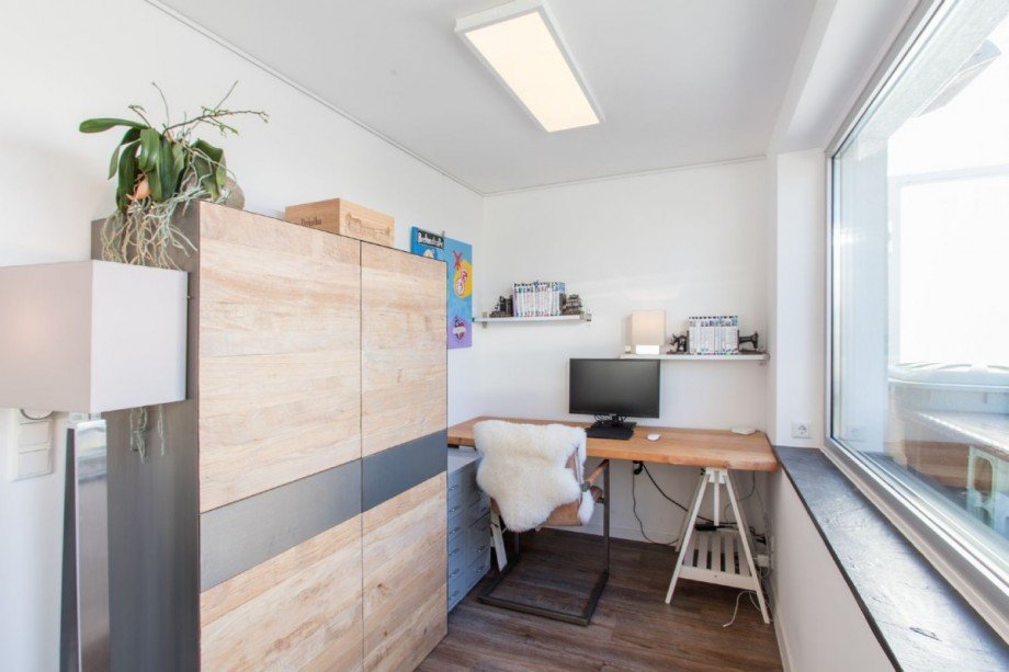Arbeitsplatz Dachgeschosswohnung D�sseldorf