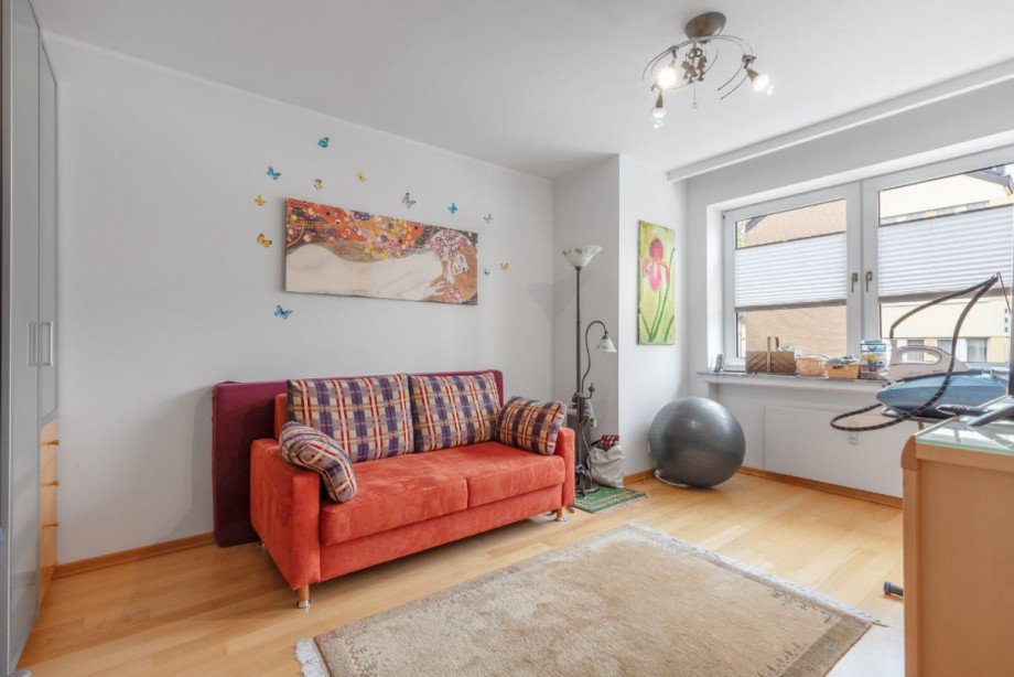 Kinder-/Arbeits-/G�stezimmer Etagenwohnung Ratingen