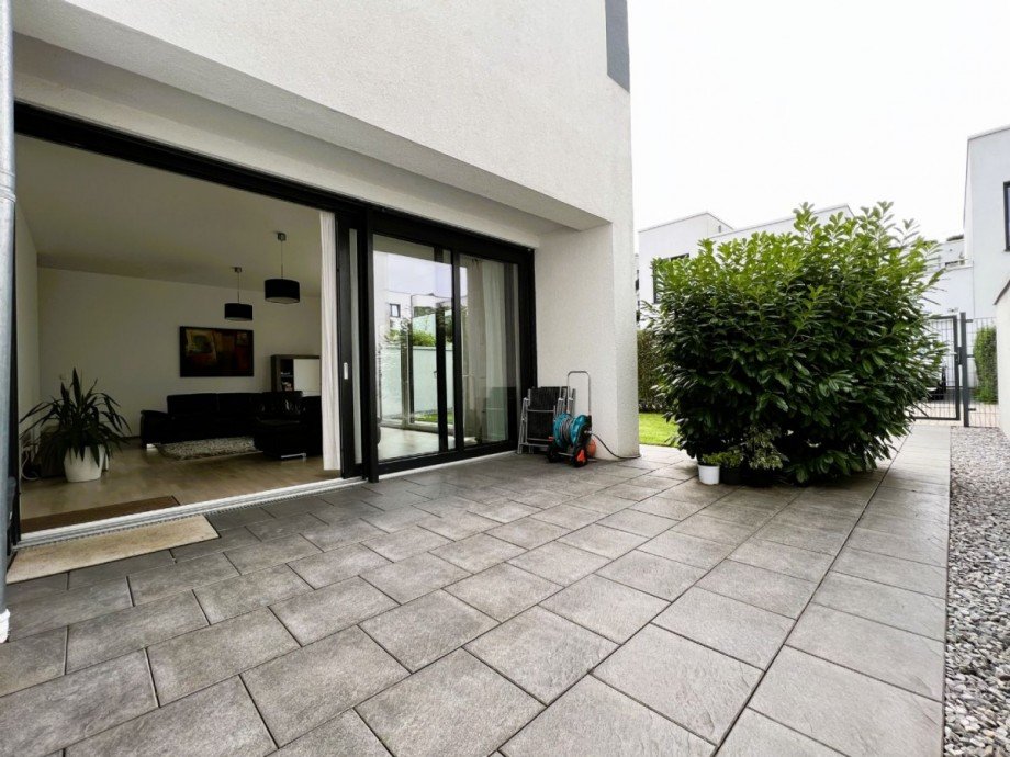 Terrasse Erdgeschoss Einfamilienhaus Neuss