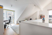 Studio (DG) VERKAUFT: DHH perfekt f�r Familien: Neubau, 165 m2, 5 Zi., 10 min zur Stadt und 10 min zum Unterbacher See