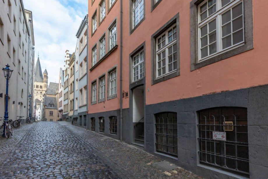 Hausfassade Etagenwohnung Köln