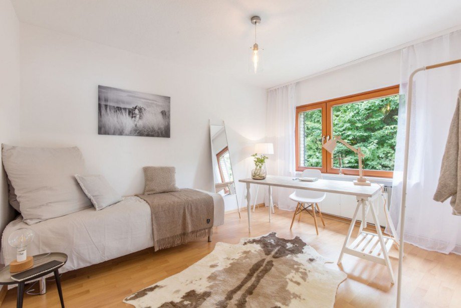 Zimmer 1.OG Doppelhaush�lfte Velbert