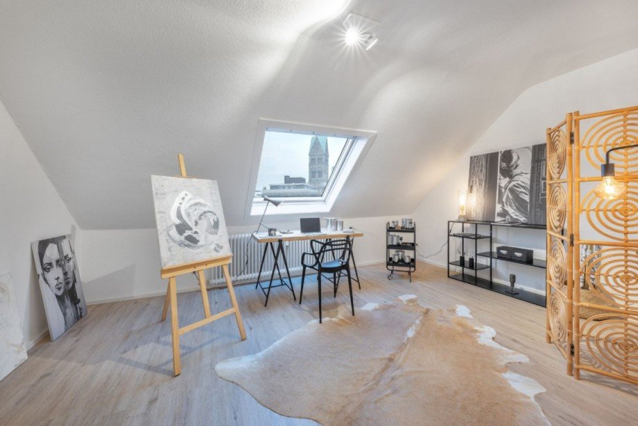 Zimmer obere Ebene Etagenwohnung Düsseldorf