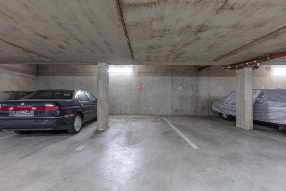 Stellplatz Tiefgarage Wohnung D�sseldorf