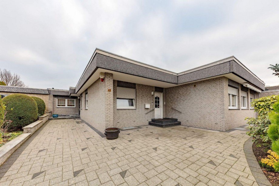 Eingang zur Einligerwohnung Bungalow Kaarst