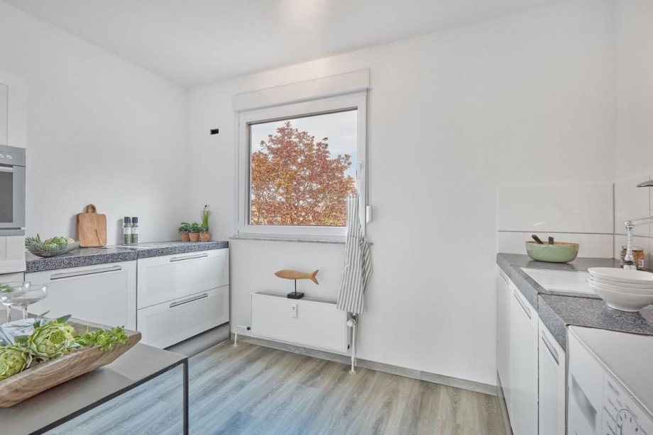 Kleine Kueche Etagenwohnung Monheim am Rhein