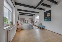Zwischengeschoss Schlafen_Bad Loft im Denkmal – außergewöhnliches Wohnen  auf 3 Ebenen - zwischen Natur und Stadt