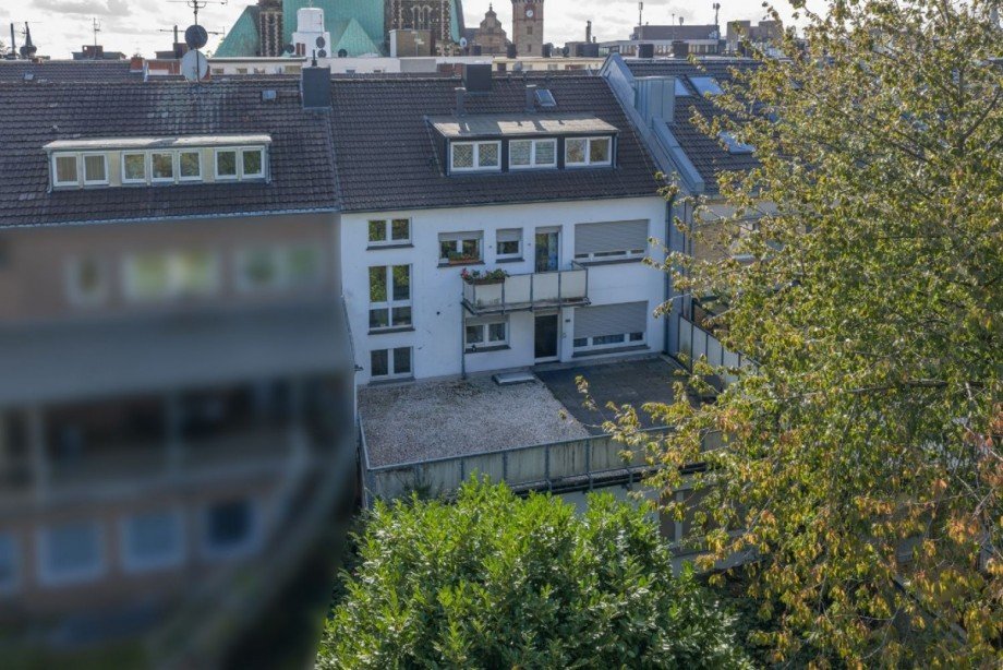 Rückseite Gebäude Wohn- / Gesch�ftshaus Mönchengladbach