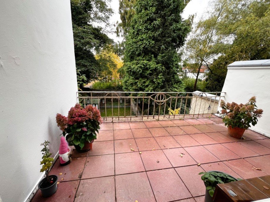 Balkon 1. OG Mehrfamilienhaus Krefeld