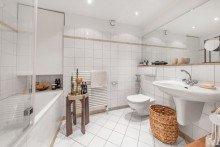 Wannenbad VERKAUFT: Wohnung mit Gartenidylle - 72 m2 Lebensqualität direkt am Hofgartenpark