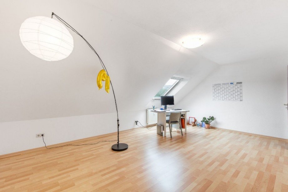 Zimmer 3 Maisonettewohnung D�sseldorf