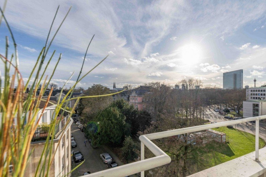 Blick vom Balkon Etagenwohnung Düsseldorf