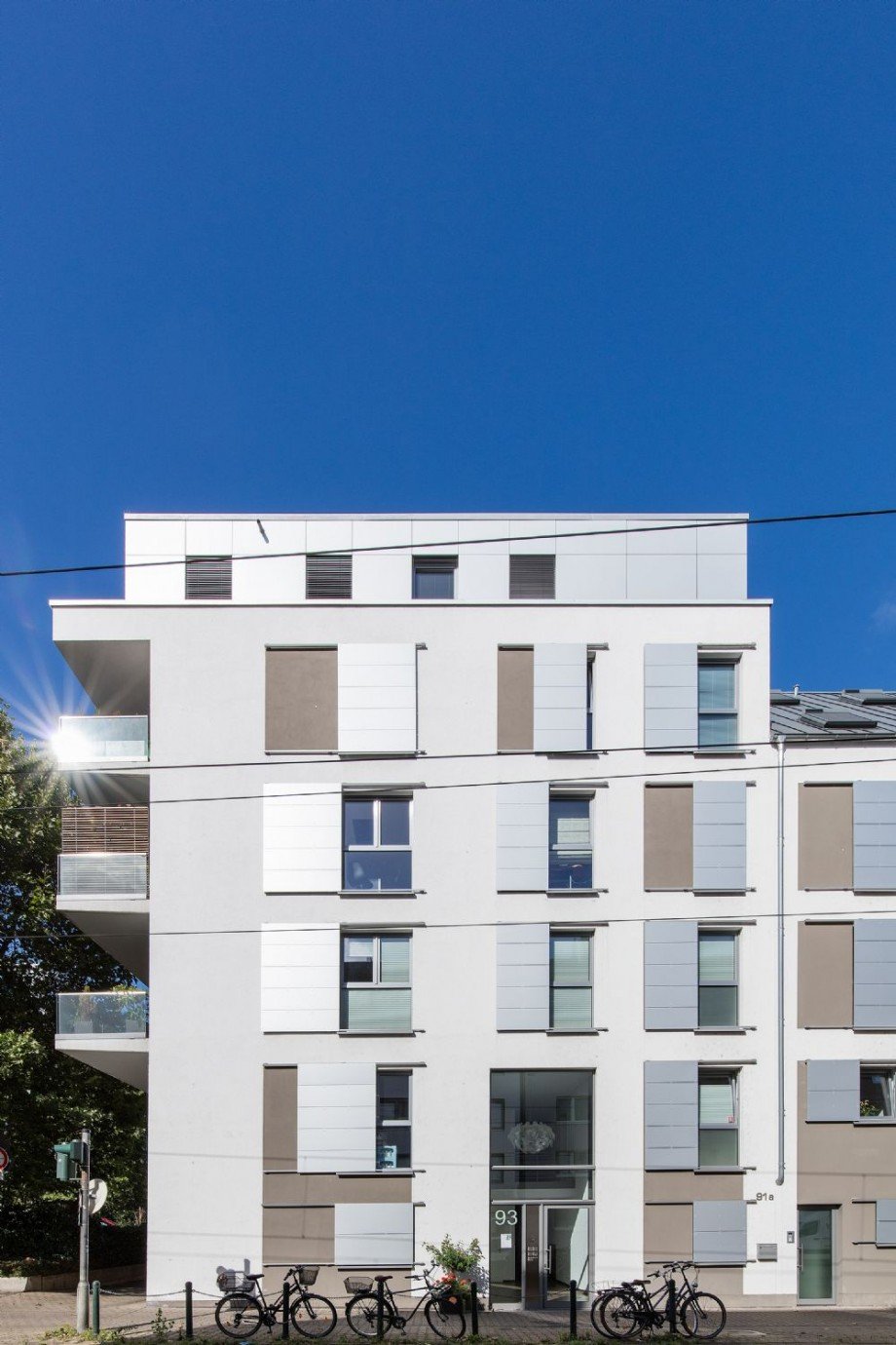 Geb�ude vorne Etagenwohnung D�sseldorf