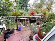 Balkon 2. OG Sehr solide Kapitalanlage im Bismarckviertel von Krefeld