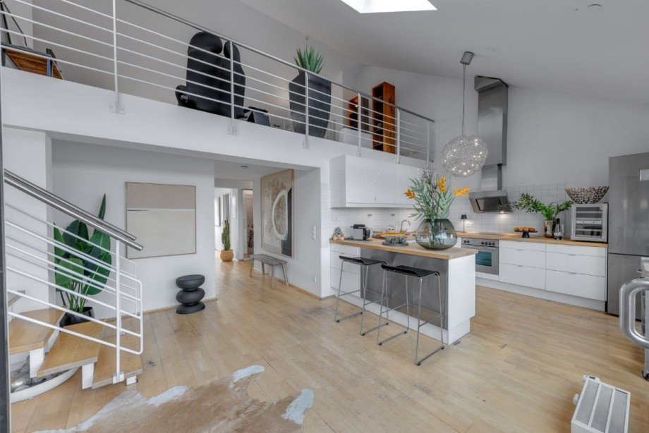 4.Wohn-/Essbereich und Küche Maisonettewohnung Düsseldorf