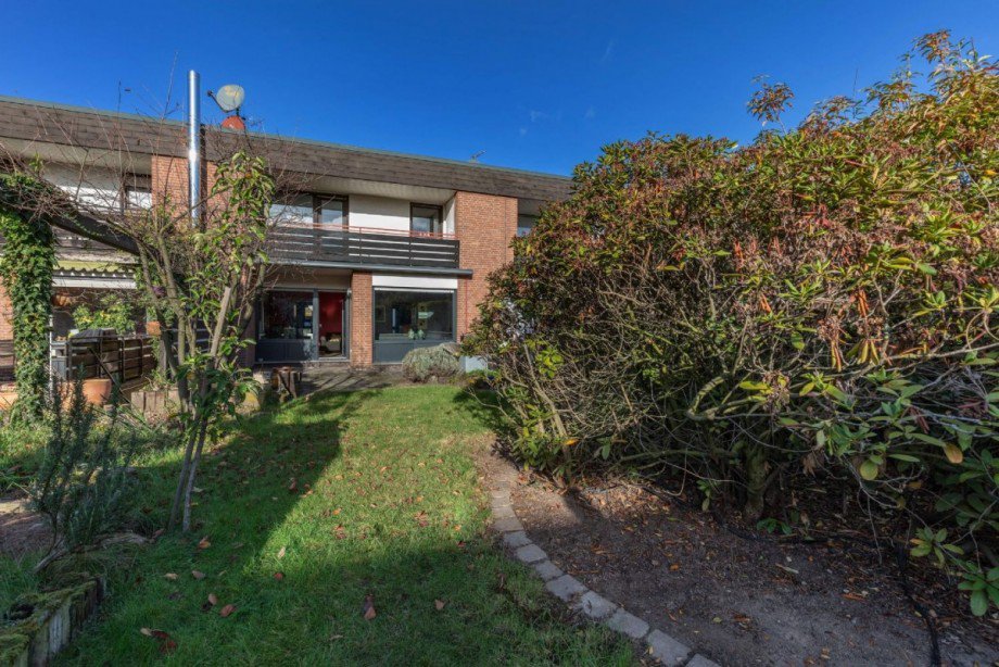 R�ckseite mit Garten Reihenhaus Neuss