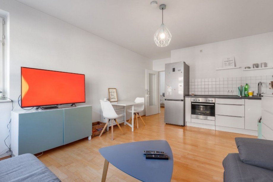 Wohnruam mit Kochgelgehenheit Etagenwohnung D�sseldorf