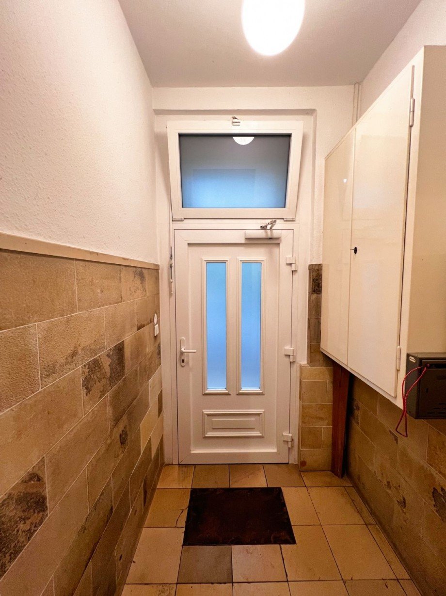 Hauseingang Mehrfamilienhaus Krefeld