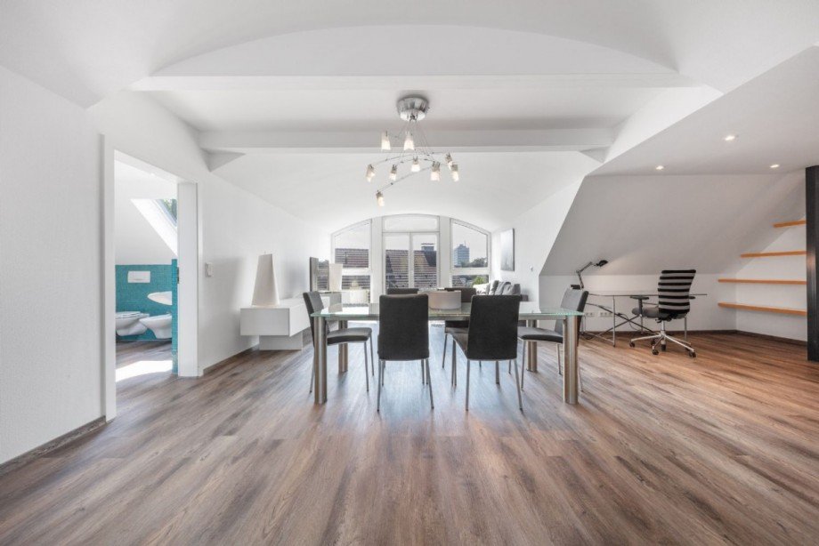 Wohn-/Essbereich Etagenwohnung Düsseldorf