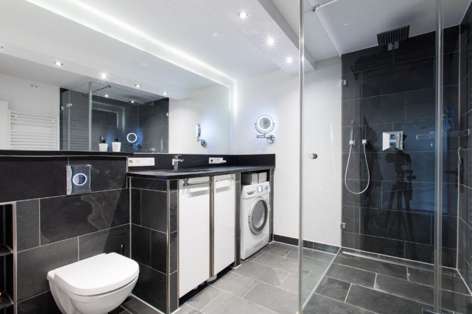 Bad Dachgeschosswohnung D�sseldorf