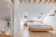 Zimmer im Giebel VERKAUFT: 3-Raum Maisonette mit Balkon in Derendorf - Aufzug vorhanden