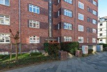 Geb�udefront VERKAUFT: Schicke, modernisierte 2-Zimmer Wohnung im Denkmal, zentral und in Hochschuln�he