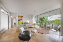Wohnzimmer VERKAUFT: Stilvoller Bungalow auf traumhaftem Grundstück in Krefeld-Forstwald