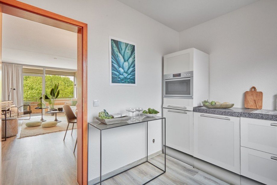 Kueche Blick Wohnraum Etagenwohnung Monheim am Rhein