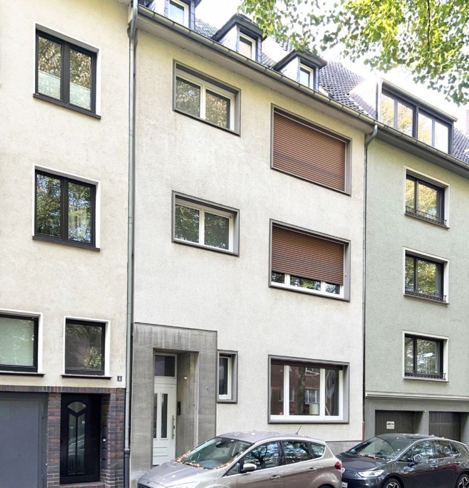 Gebäudefront Mehrfamilienhaus Krefeld