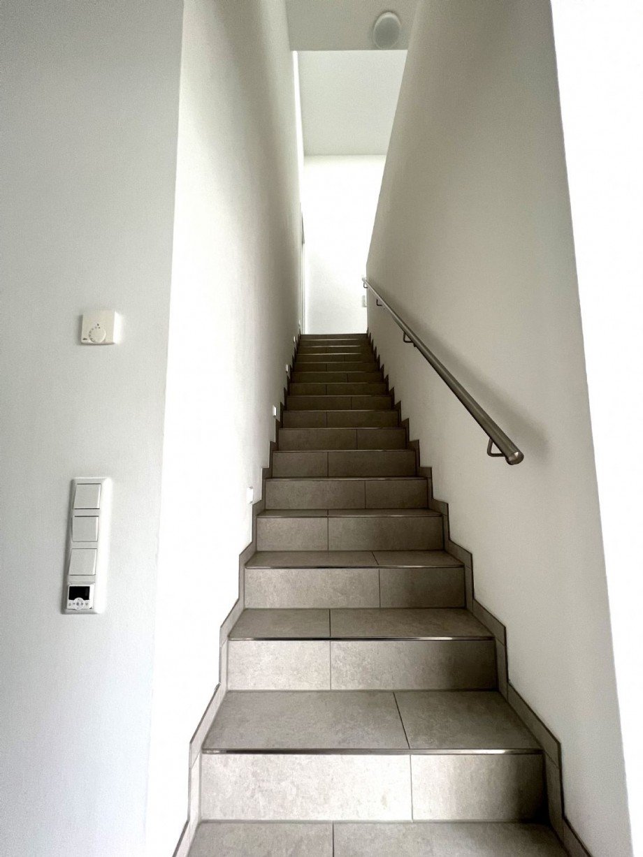 Treppe zum Obergeschoss Einfamilienhaus Neuss