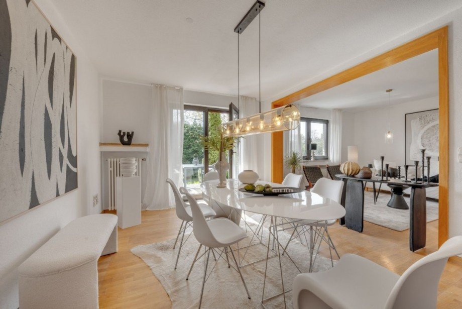 Essbereich mit Blick in den Wohnraum Einfamilienhaus Meerbusch