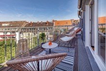 Balkon VERKAUFT: Wunderbar sonnige, top modernisierte Maisonettewohnung im Denkmal