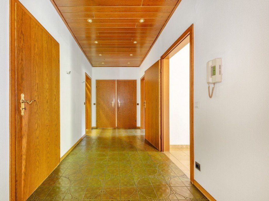 Diele Erdgeschoss Zweifamilienhaus Heiligenhaus