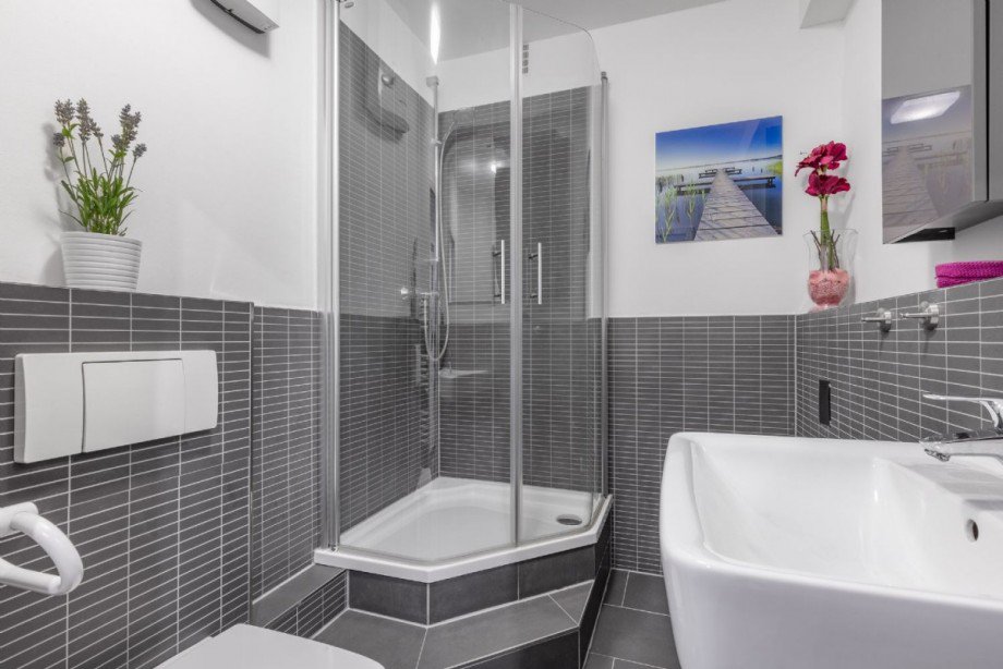Duschbad / G�ste-WC Etagenwohnung Ratingen