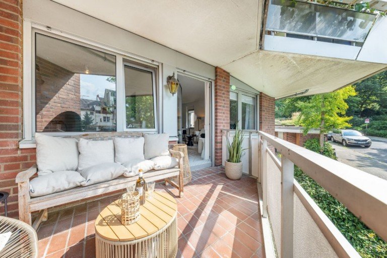 Balkon Düsseldorf - Grafenberg Etagenwohnung VERKAUFT: 2-Zimmer Wohnung direkt am Grafenberger Wald auf Parkgrundstück