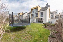 Garten VERKAUFT: DHH perfekt f�r Familien: Neubau, 165 m2, 5 Zi., 10 min zur Stadt und 10 min zum Unterbacher See