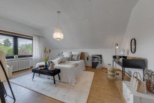 Schlafzimmer im Dachgeschoss Ihr Zuhause nach Maß - Sanierungsprojekt mit Potenzial in Meerbusch-Strümp