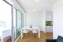 Wohnbereich VERMIETET: Pandion Le Grand: Traumhaft möbliert wohnen mit Concierge, Stellplatz, Gym, Sauna und Weitblick
