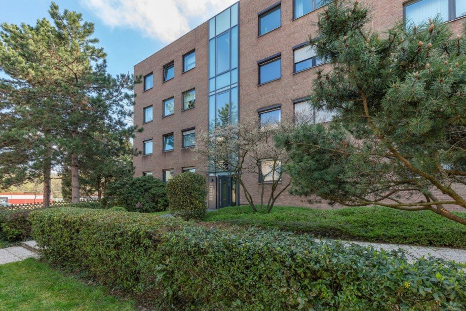 Von au�en Etagenwohnung D�sseldorf