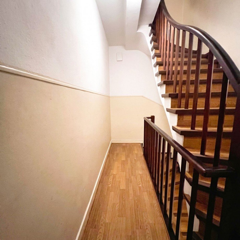 Treppe Hausflur Mehrfamilienhaus Krefeld