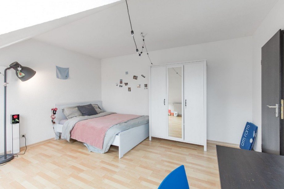 Zimmer 2 Maisonettewohnung D�sseldorf