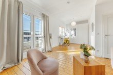 Wohn-/Arbeitsbereich VERKAUFT: Hell, ruhig, zentral: Ihr neues Zuhause im Lorettoviertel (2 Zimmer, 72 m2, Balkon)