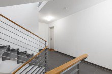 Treppenhaus Wohnungseingan VERKAUFT: Exklusive Etagenwohnung in Unterbilk N�he Medienhafen