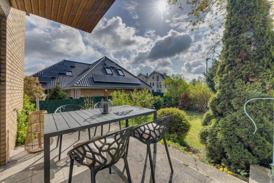 Terrasse mit Gartenblick Einfamilienhaus Meerbusch